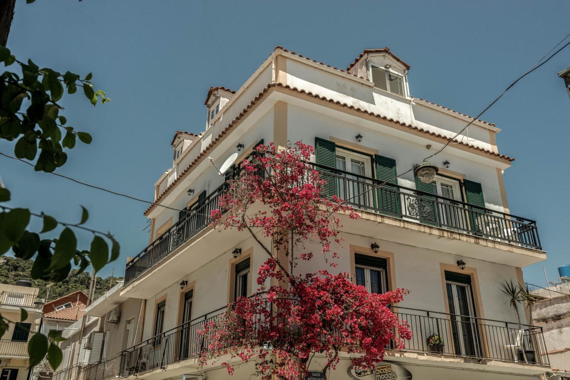 Nitsa's Corner * Zakynthos Town