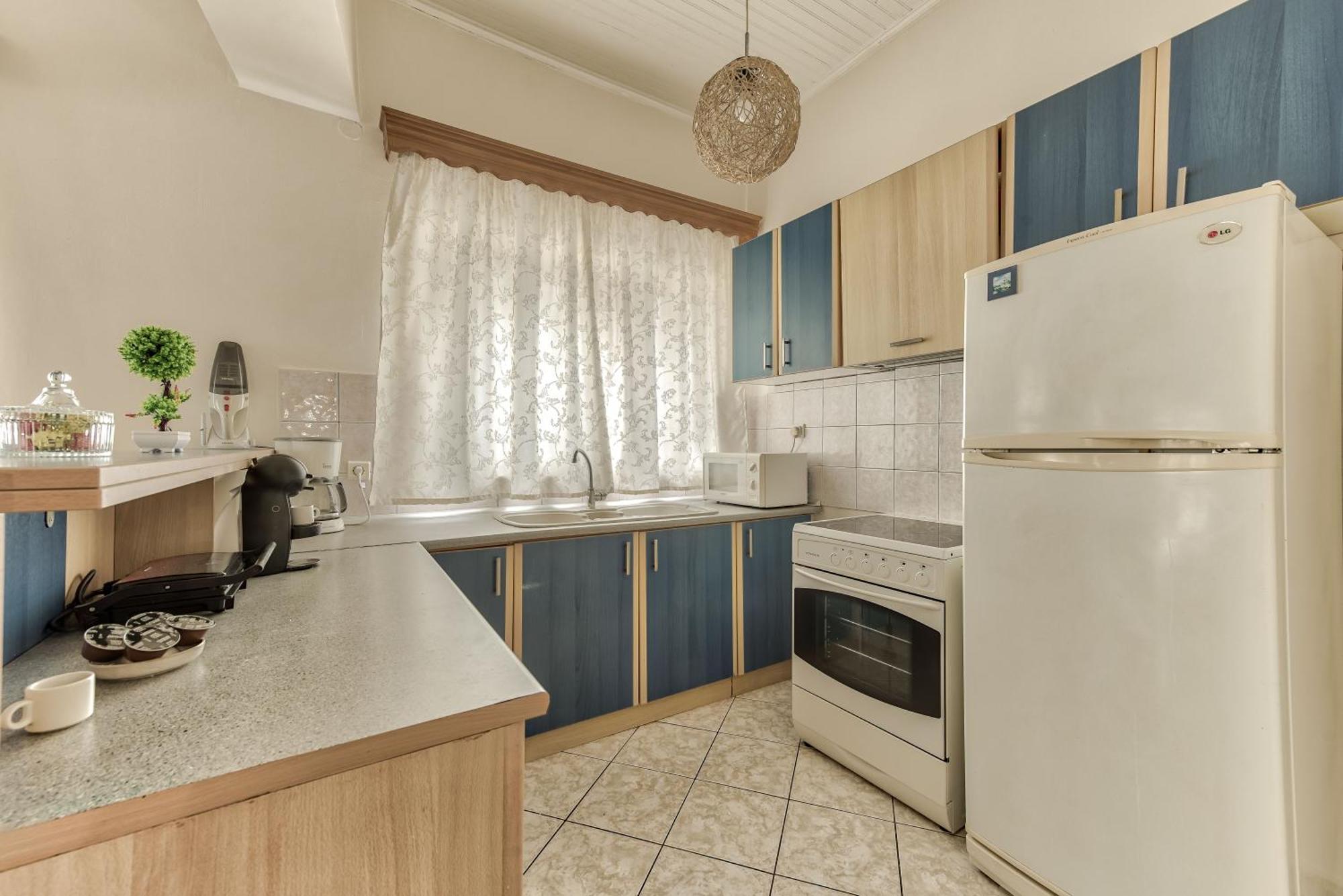 Nitsa's Corner Apartment